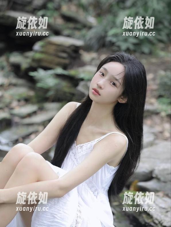 微密圈 - 120斤的小王同学体操服写真大放异彩，原图尽情下载，记录她的风采与活力吧！.txt