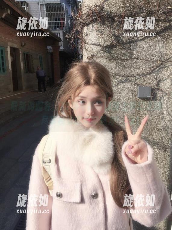 最新游园会，72斯写真带你踏上梦幻之旅，尽享视觉艺术的魅力！.txt