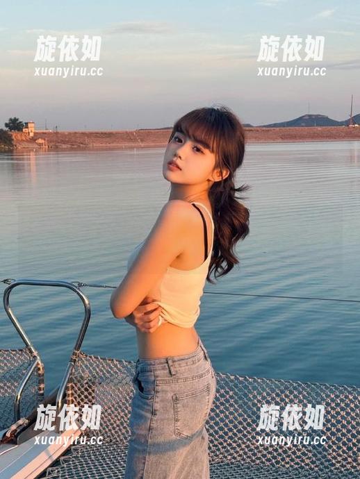 GIRLT果团网 - 王婉悠倾情献上双马尾全新写真作品更新，青春永驻的瞬间.txt