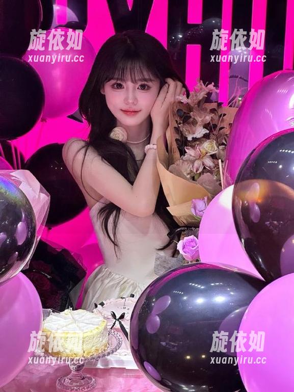 HuaYang花漾 - 尤妮丝egg定制女仆图集：每一张都是精致与诱惑的完美融合.txt