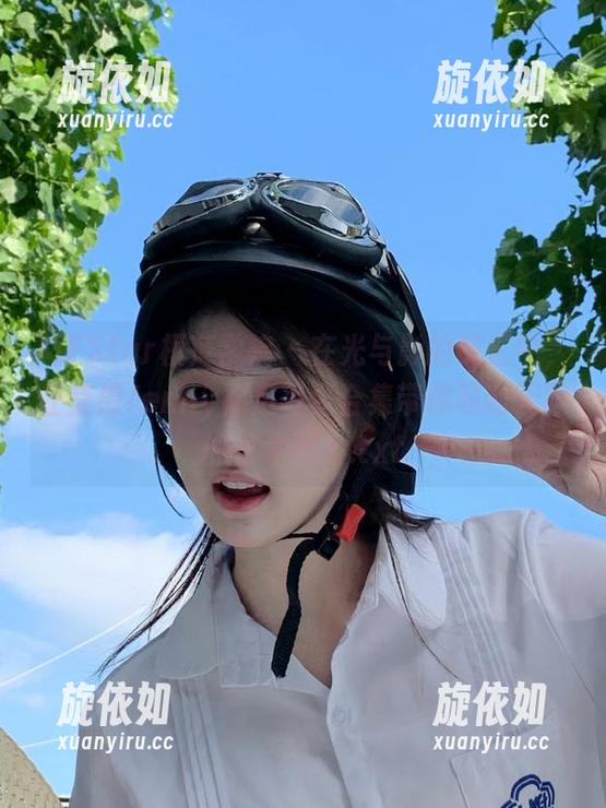 MFStar模范学院 - 在光与影的交汇中，任莹樱Jenny裸足写真合集带你领略无限的艺术魅力.txt