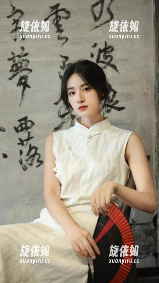 MTYH喵糖映画-镜酱 MTYH喵糖映画 - 镜酱jk制服大片来袭:清纯学妹原图壁纸,唤醒你心中的青春记忆.txt