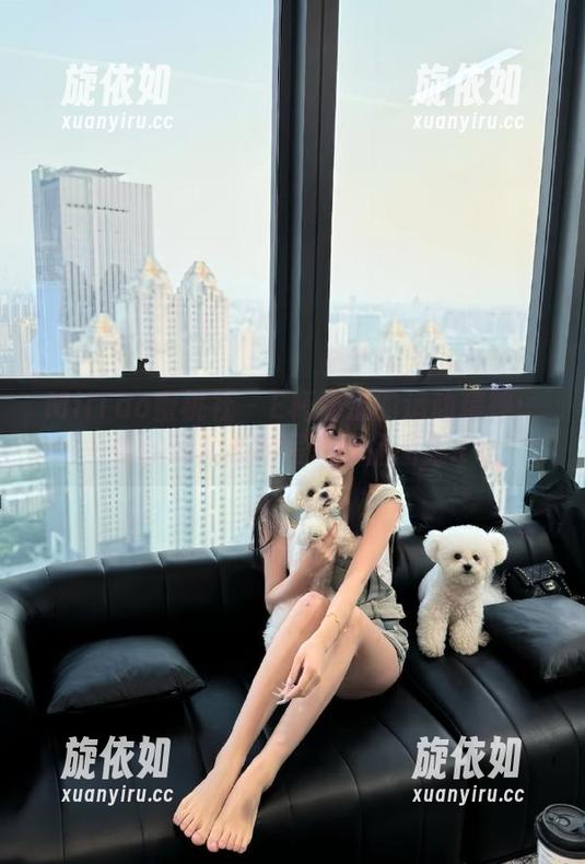 MiiTao蜜桃社 - E杯奶茶的运动精神：一组激励人心的写真作品图集.txt