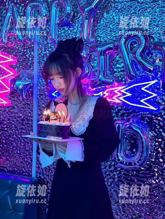 MiiTao蜜桃社-韵莉娜VANILLA MiiTao蜜桃社 - 下载韵莉娜VANILLA的高跟鞋照片,网盘中尽显风格与魅力.txt