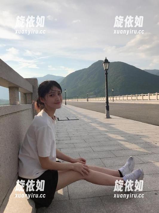 一起来欣赏Mimmi(밈미)的特别版DJAWA-NIKKE艾丽丝图包，满满的甜蜜与可爱！.txt