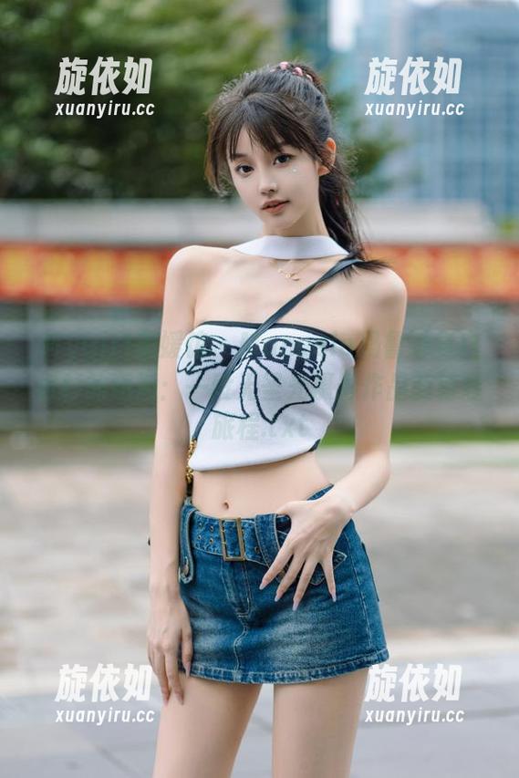 MyGirl美媛馆 - Manuela玛鲁娜与白衬衫的邂逅：一段无圣光摄影作品的诗意旅程.txt