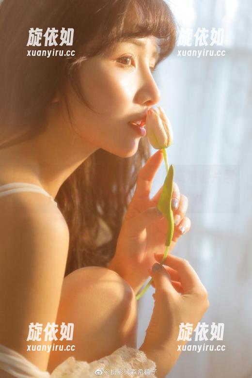 Pary摄影 - 嘉敏清纯写真，高清照片展现她不一样的美丽与气质.txt