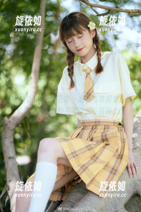 QingDouKe青豆客 - 私房写真探索：施忆佳与裤里丝的完美融合与创新.txt