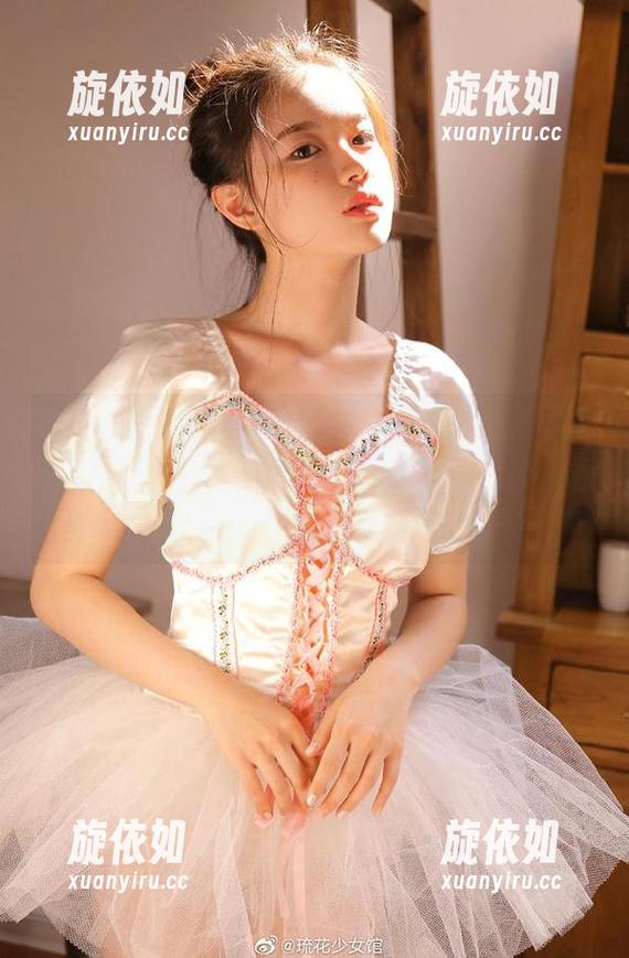 QingDouKe青豆客 - 王语纯的和服写真原图，揭示日本传统文化在现代生活中的魅力.txt