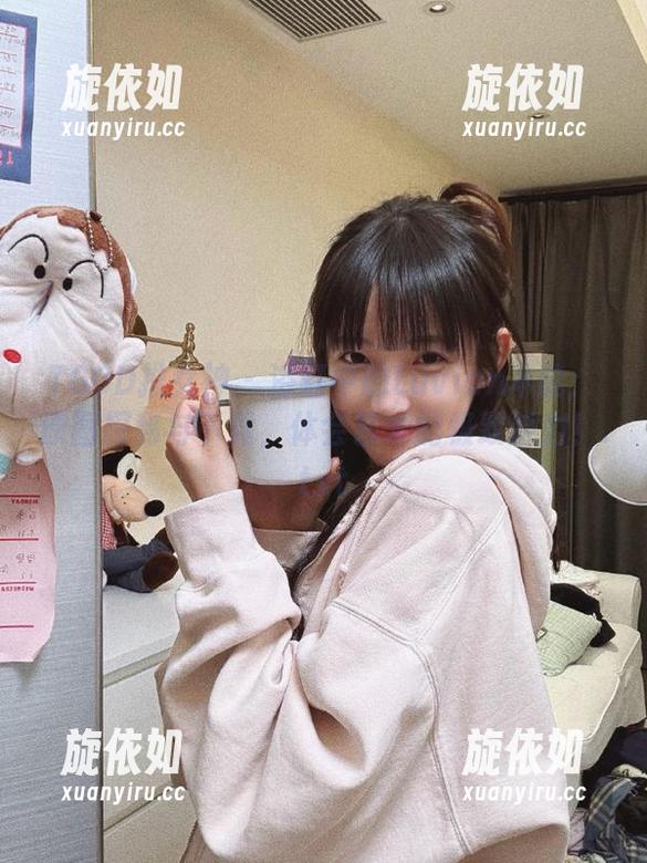 TGOD推女神 - 浴缸中的Luvian本能：原图探秘与下载，体会艺术的极致魅力！.txt