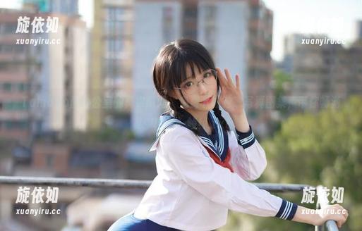 Tomoyo酱办公室的真实瞬间，免费下载独家写真图集，带你畅游其中的每一帧！.txt