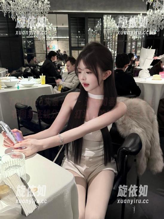 TouTiao头条女神 - 温暖如春！小晴子毛衣图集在线分享，打造你的时髦造型.txt