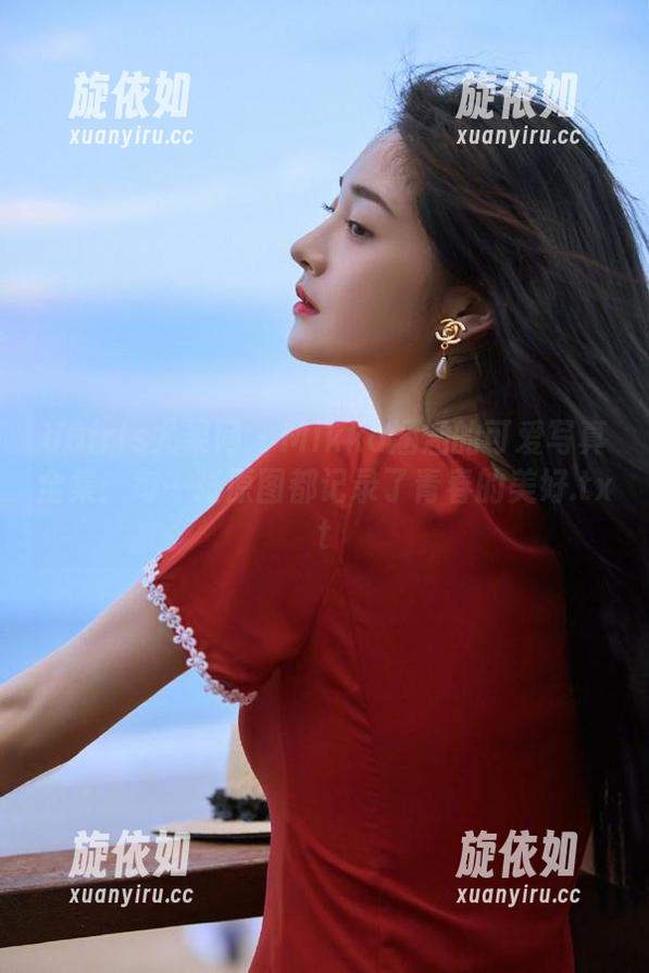 UGirls尤果网 - Mikka涵涵的可爱写真全集：每一张原图都记录了青春的美好.txt