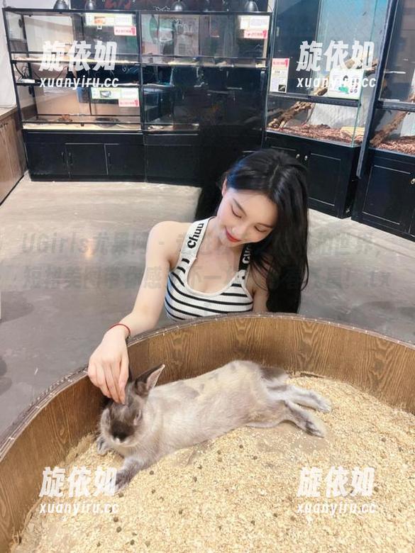 UGirls尤果网 - 走进杨乔之的私拍世界，短裙美图带你感受不一样的青春气息！.txt