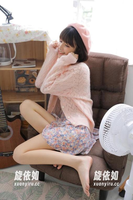 UGirls尤果网 - 纯真气息精选：林妃媛肉丝写真，展现她无与伦比的青春气息与迷人笑容！.txt
