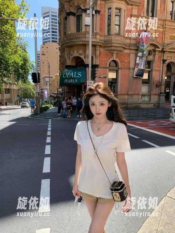UGirls尤果网 - 谭晓彤独家私房连体衣图片，唤醒你对时尚与生活的全新理解与体验.txt
