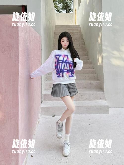 Xiuren秀人网 - 乔伊joy居家图包精选：在日常中发现不平凡的自己.txt