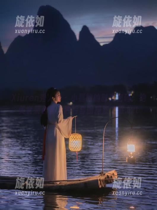 Xiuren秀人网 - 小嘉敏的时尚密码：绝美套装合集及独特套图探索之旅.txt