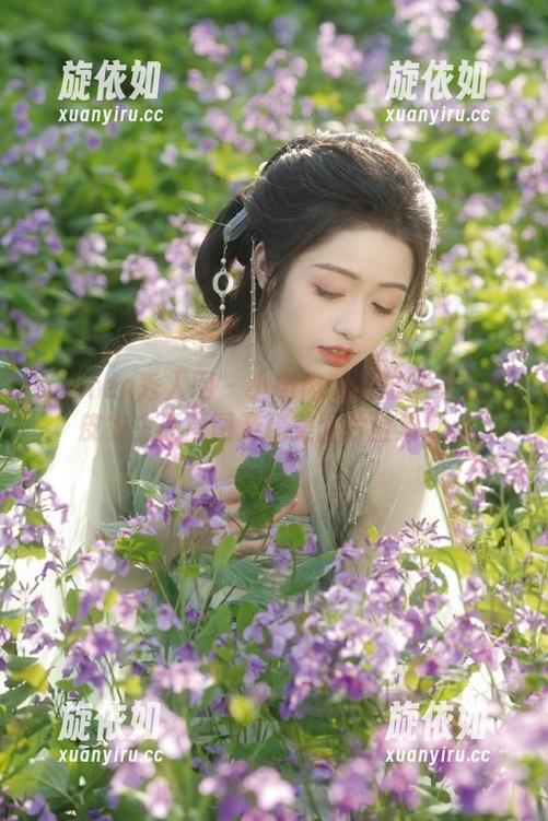 Xiuren秀人网 - 小肉肉咪的时尚之旅：皮衣主题原图及精美图片全集.txt