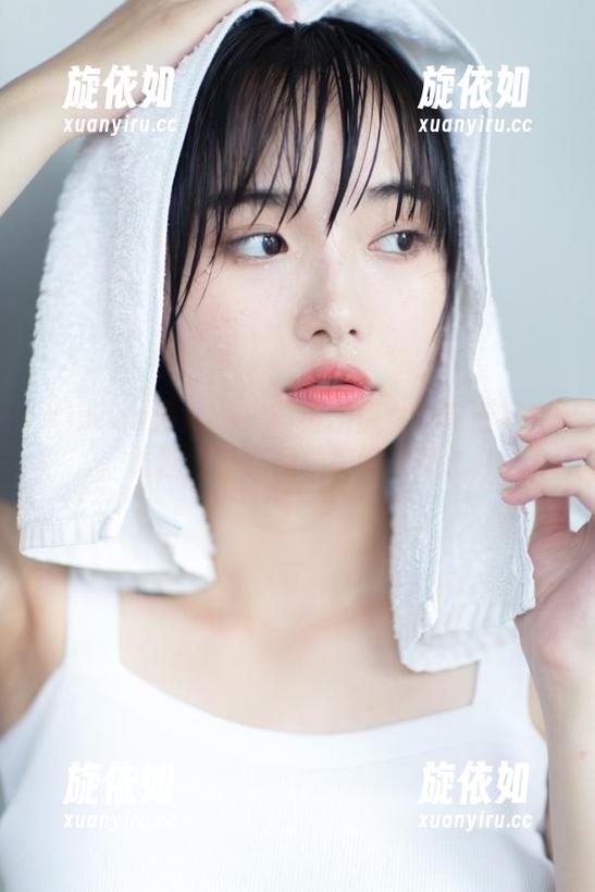 Xiuren秀人网 - 模特悦悦女友高清写真，重现青春岁月的美好回忆.txt
