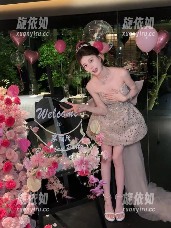 Xiuren秀人网 - 感受萌奈子女王的魅力：一组超清晰写真作品套图大公开.txt
