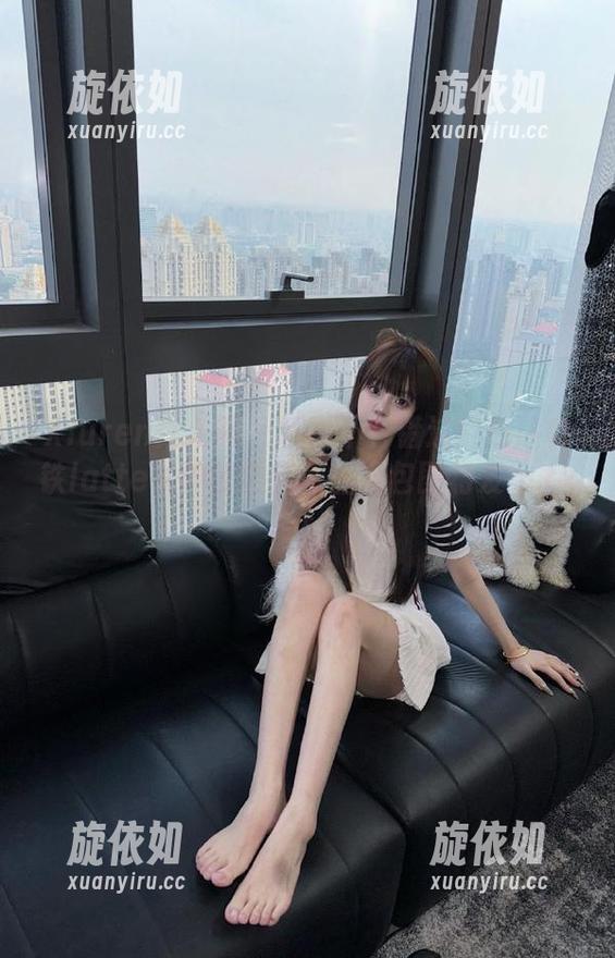 Xiuren秀人网-趁热拿铁latte Xiuren秀人网 - 精彩不容错过:趁热拿铁latte女神的全新作品图包即将发布.txt