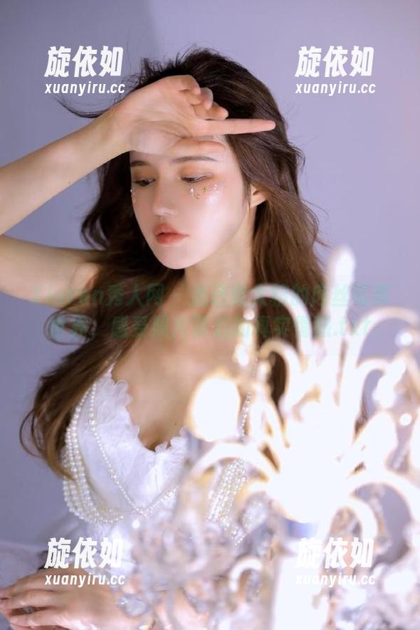 Xiuren秀人网 - 走进陈大榕的肉丝写真世界，感受照片背后的真实情感.txt