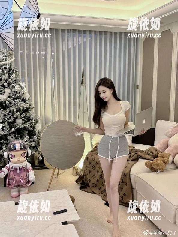YouMi尤蜜荟 - Yumi尤美丝袜艺术图册，完全免费，带给你一场视觉的盛宴.txt