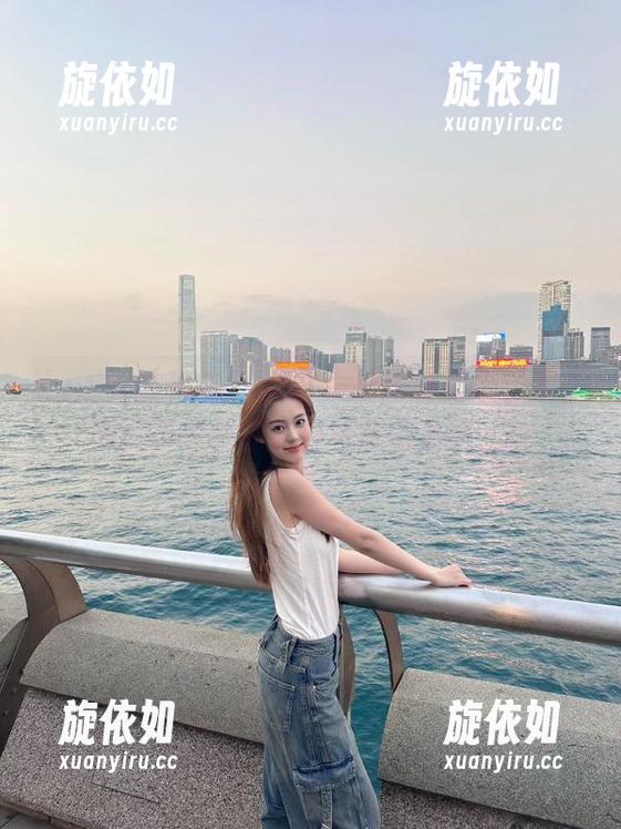 YouMi尤蜜荟 - 娜露美腿高清壁纸合集，释放你的视觉享受与审美灵感.txt
