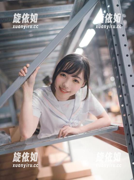 YouMi尤蜜荟 - 原图写真欣赏：宋KiKi在体操服中展现的自信与优雅.txt