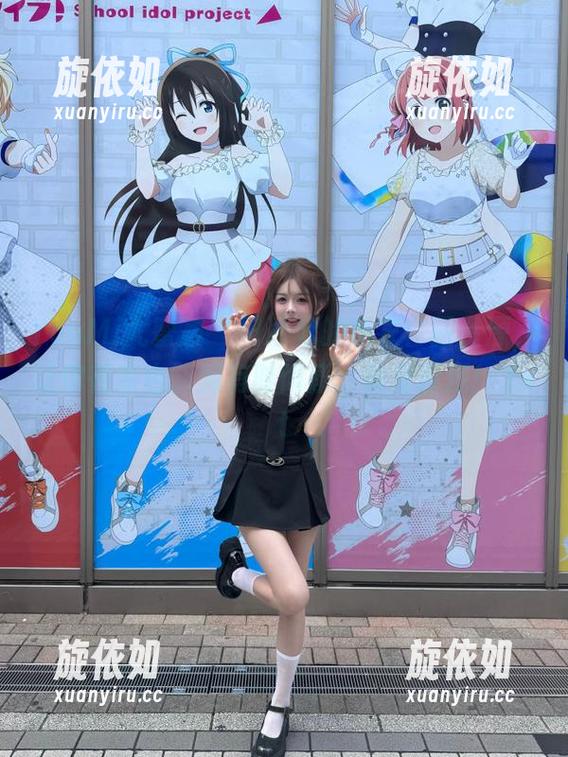 YouMi尤蜜荟 - 田冰冰的睡衣套图资源，让你在家也能拥有时尚感，快来围观！.txt