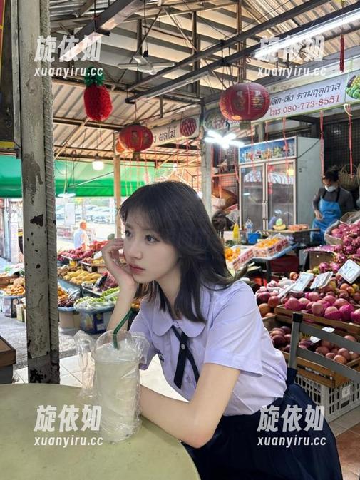 YouWu尤物馆 - 陆萱萱Cecilia户外写真定制，捕捉每个瞬间的专业图片分享.txt