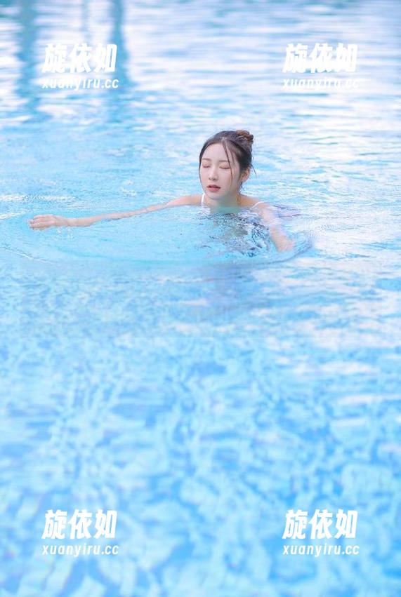beautyleg - Iris夏日写真：观看她如何通过镜头捕捉季节的温暖与美好.txt