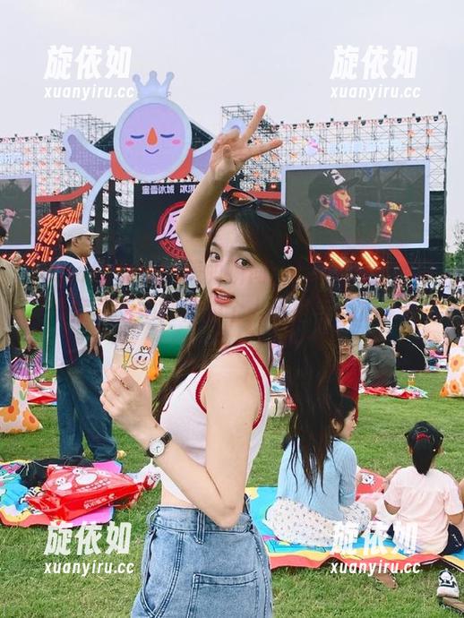 beautyleg - 美丽瞬间：Jessie清纯写真带你领略她独特的个人风格与视觉享受.txt