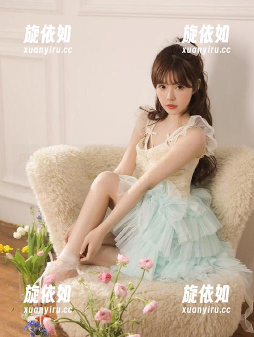pans - 最新心得分享：蕾蕾白裙写真，看完我决定再也不自拍了.txt
