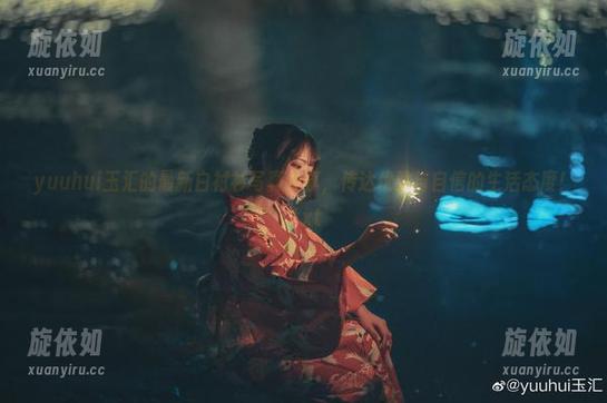 yuuhui玉汇的最新白衬衫写真分享，传达优雅与自信的生活态度！.txt