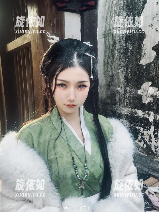 在不呆猫的镜头下，少女的写真和照片都是笑点不断.txt