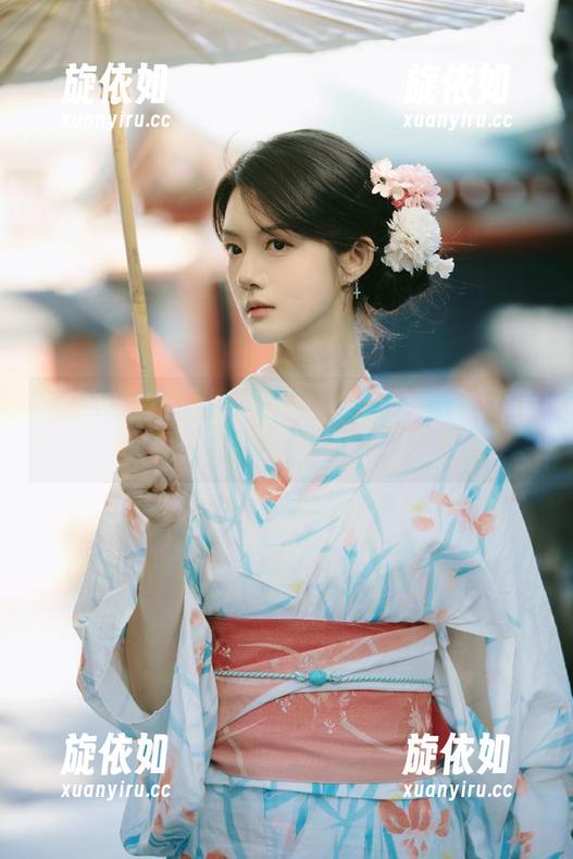 丽柜 - 团子的图库分享：绮靡双笙将为你呈现别样的写真美感！.txt