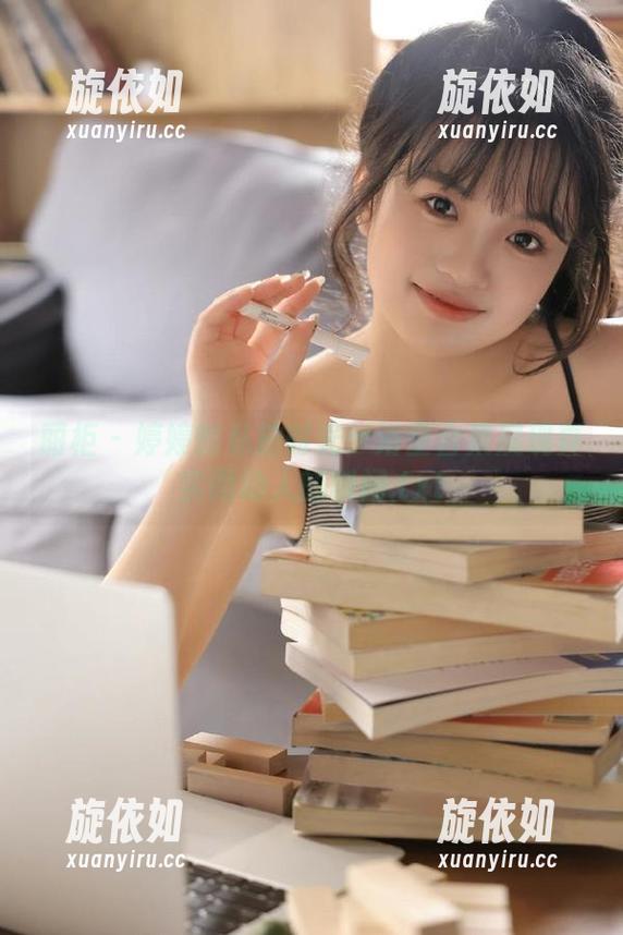 丽柜 - 婷婷的私拍时光：浴室合集展现真实而动人的瞬间.txt