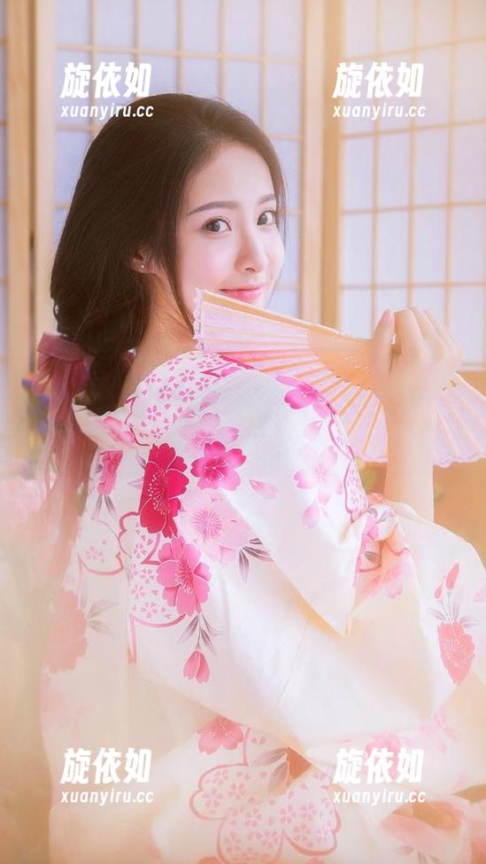 丽柜 - 全新的万圣节体验：心心的写真作品与精选资源推荐.txt