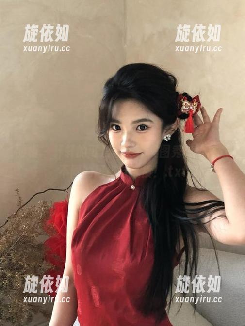 丽柜 - 轩轩的可爱写真，美图秀出她与众不同的风格与气质！.txt