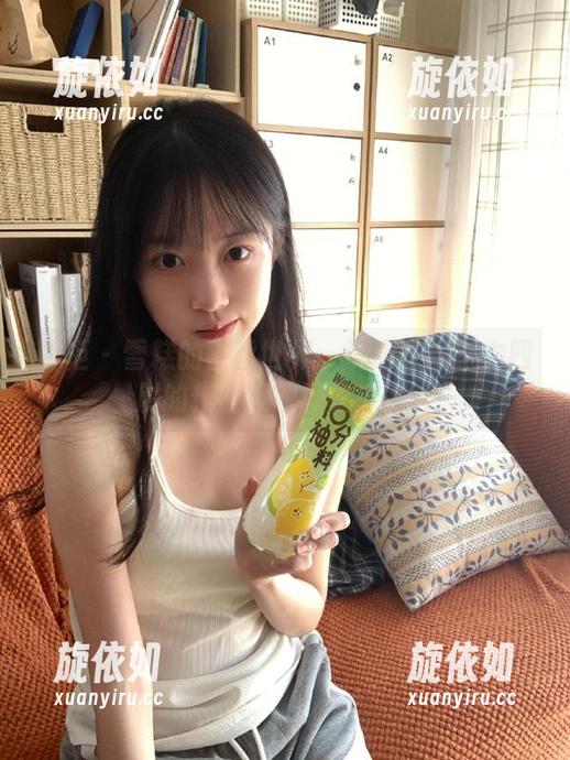 丽柜 - 雪糕的蕾丝世界：沉浸在她魅力四射的作品集原图之中.txt