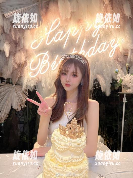 惊艳校服风格，仙女月写真资源免费分享，立即下载精彩瞬间！.txt