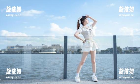 克拉女神 - 探索僮僮黑丝的魅力私房：不可错过的写真图片精选.txt