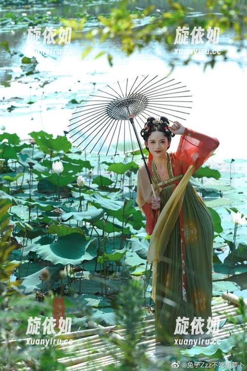 兔子Zzz不吃胡萝卜的作品全集：教室中的青春气息与艺术灵感.txt