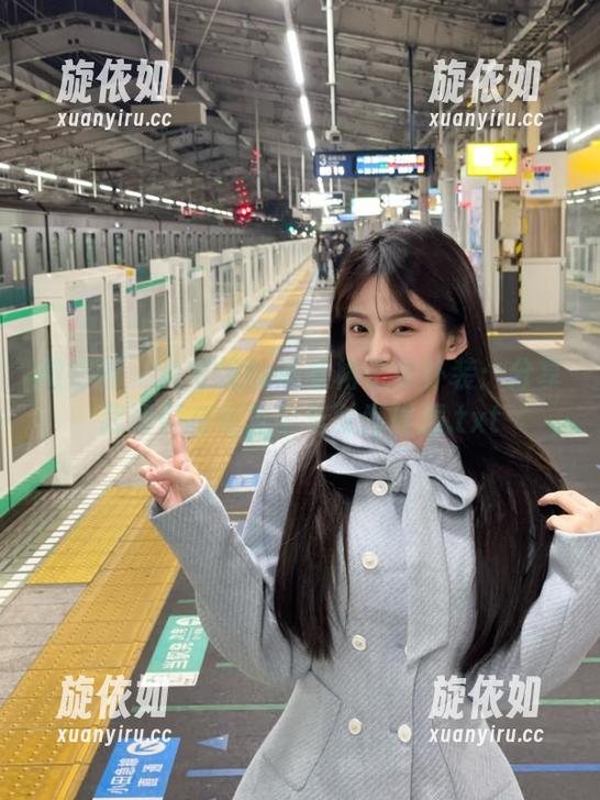 微密圈 - 兔宝妮to最新格子女仆装：分享我如何在宅家中与时尚碰撞.txt