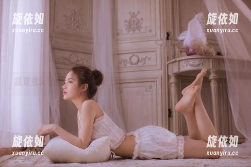 精致兔玩映画全套御子皮衣图集，展现独特个性与时尚态度.txt