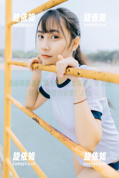 兔玩映画最新黑色制服少女写真，令人心驰神往的图片分享！.txt