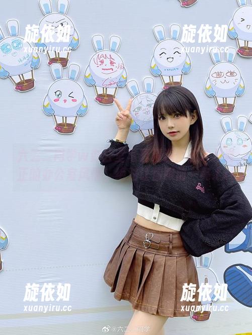 六二二同学w办公室写真精选：这才是真正的办公室风情，绝对让你眼前一亮.txt