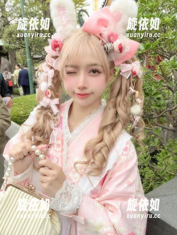 探索冲田凛花rinka的在线写真作品，尽享《玛丽·罗斯小恶魔》的魅力.txt